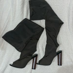Cape Robin thigh high boots